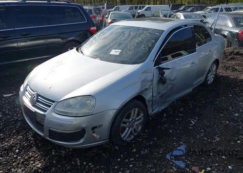 2006 Volkswagen Jetta 2.5 from USA, damaged, VIN 3VWSG71K46M633522